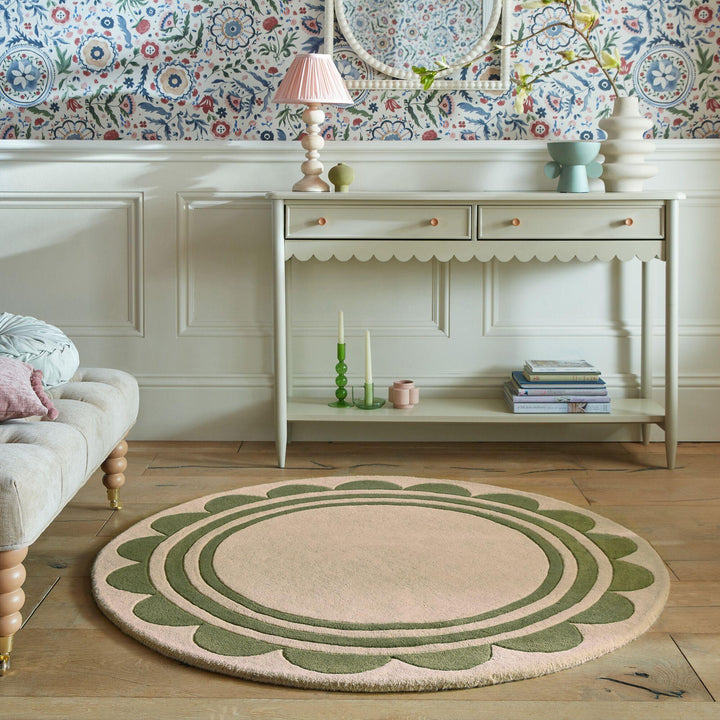 tapis rond laine lois vert dans une chambre 