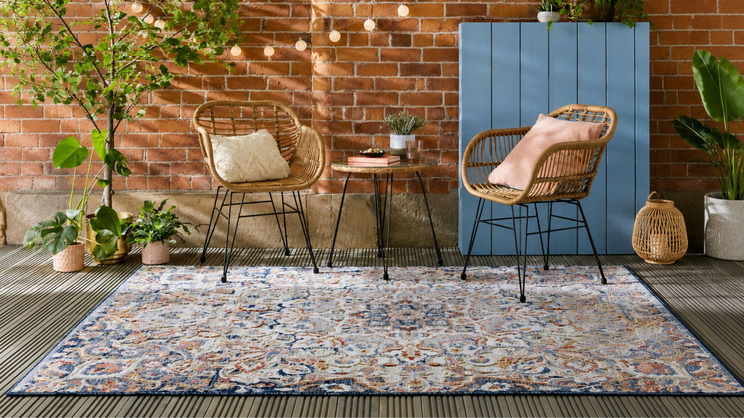 tapis exterieur coloré pour la terrasse de grande qualité